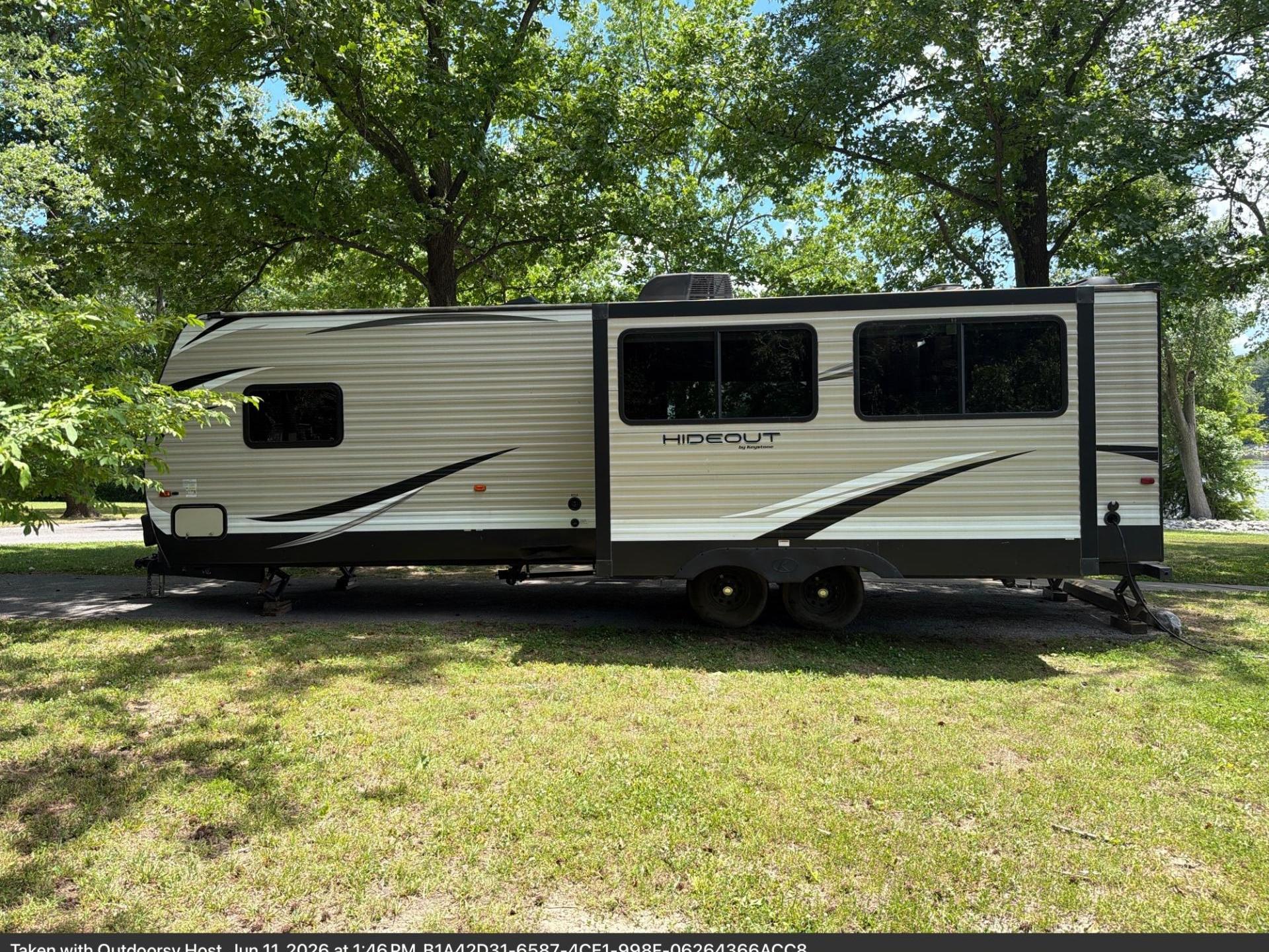 2019 Keystone Hideout 28rks