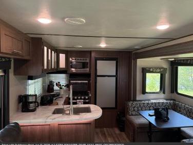 2019 Keystone Hideout 28rks