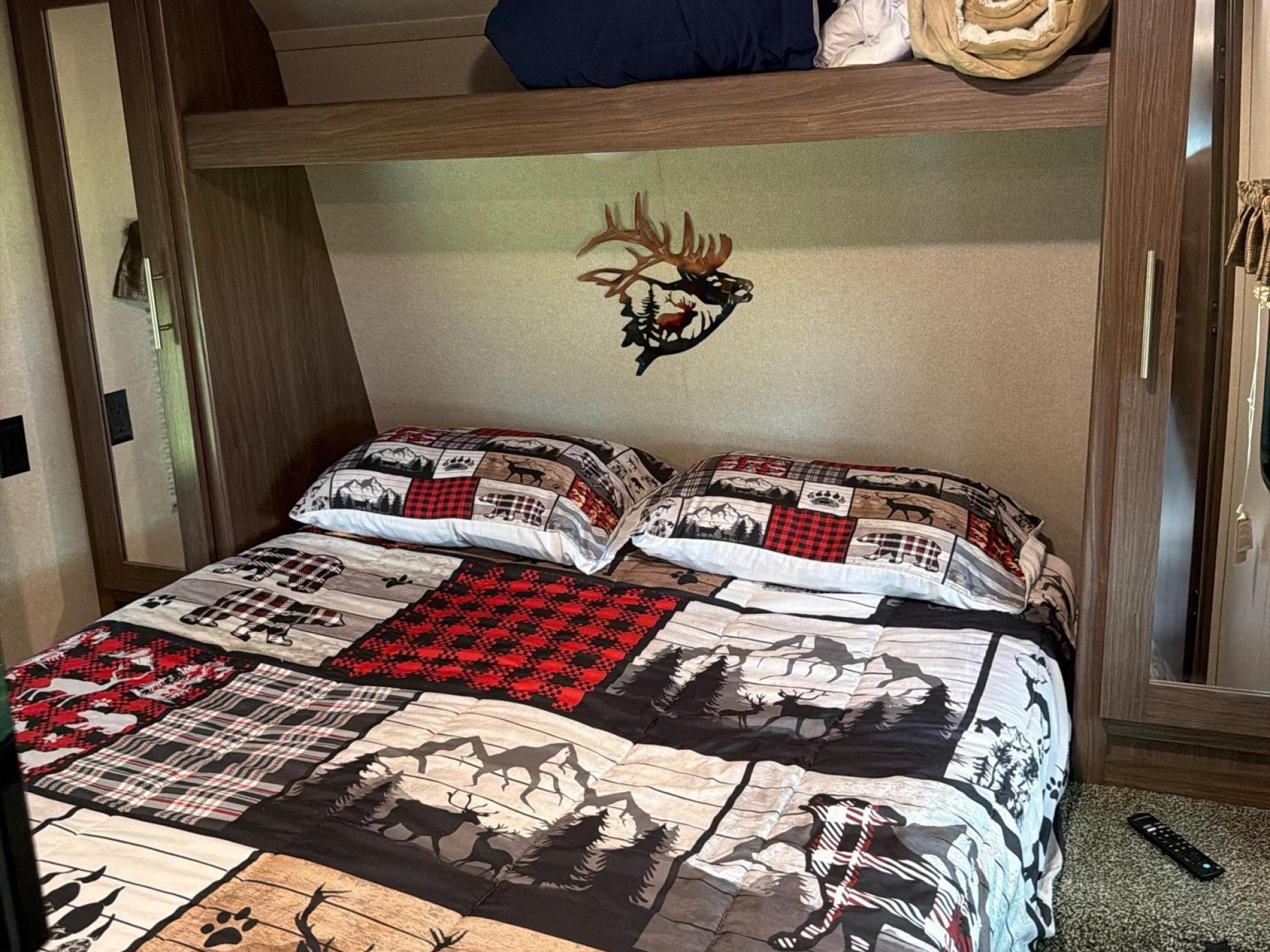 2019 Keystone Hideout 28rks