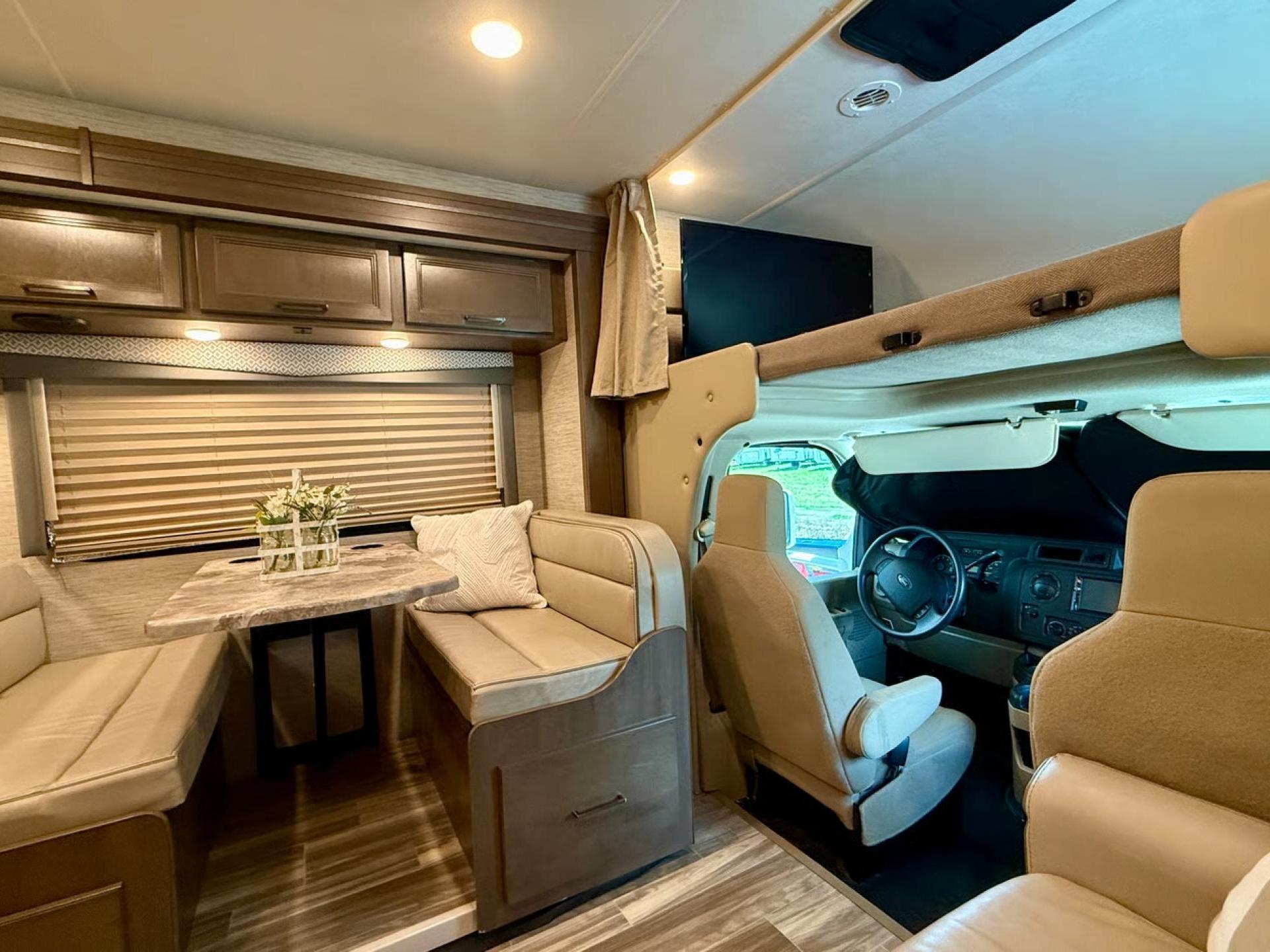 2022 Thor Motor Coach Four Winds 31ev