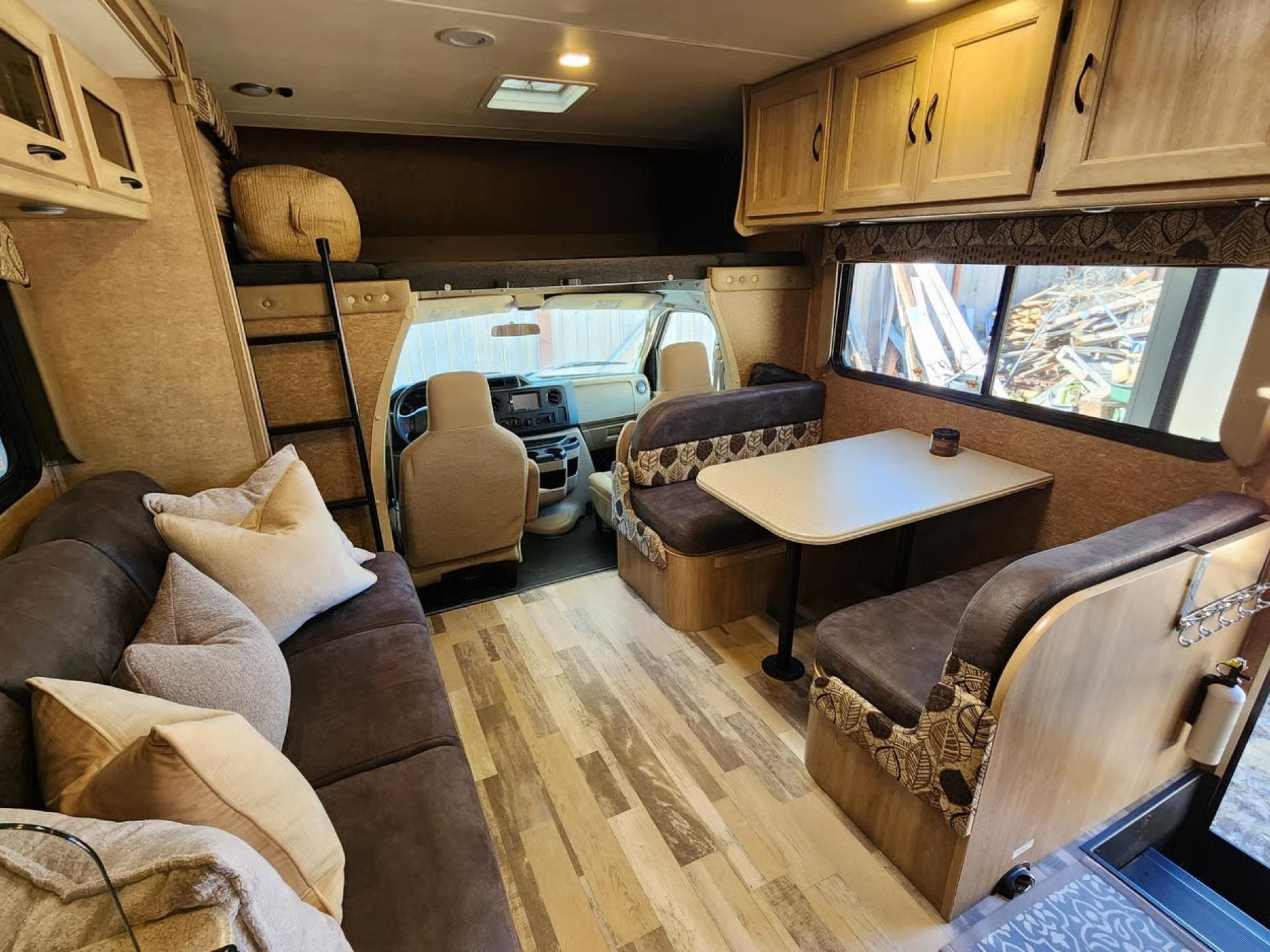 2022 Thor Motor Coach Four Winds 31ev
