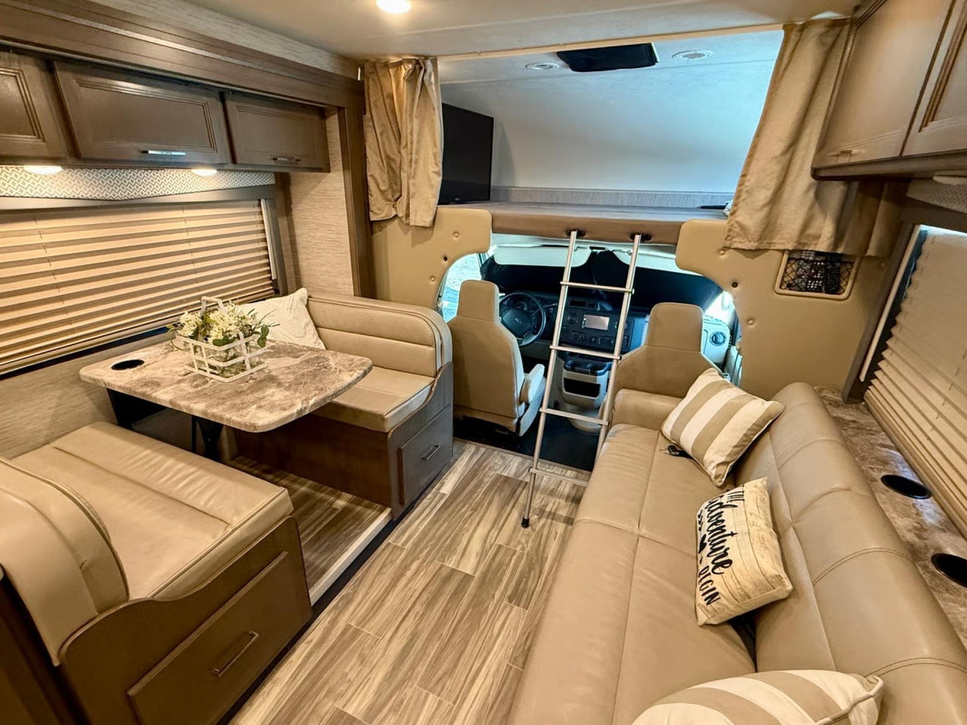 2022 Thor Motor Coach Four Winds 31ev