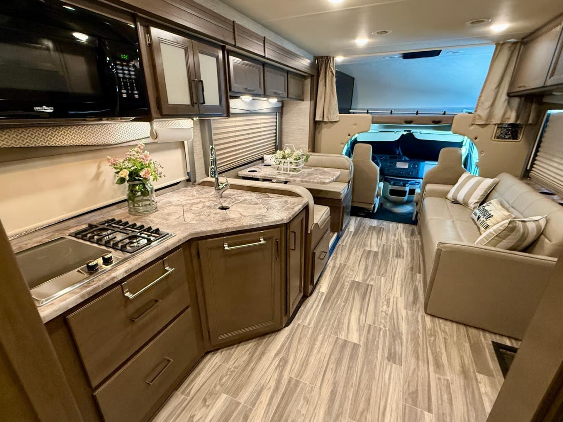 2022 Thor Motor Coach Four Winds 31ev