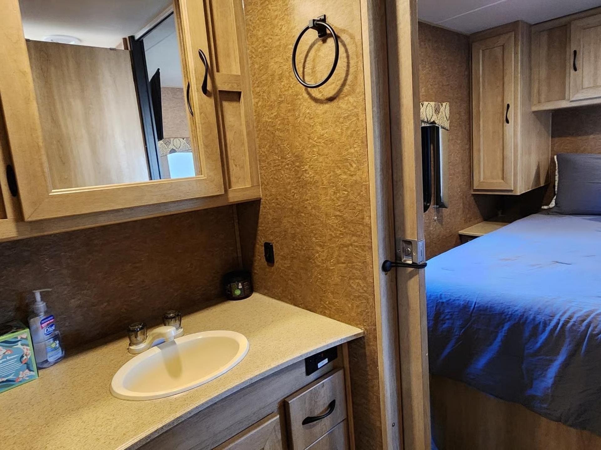 2022 Thor Motor Coach Four Winds 31ev