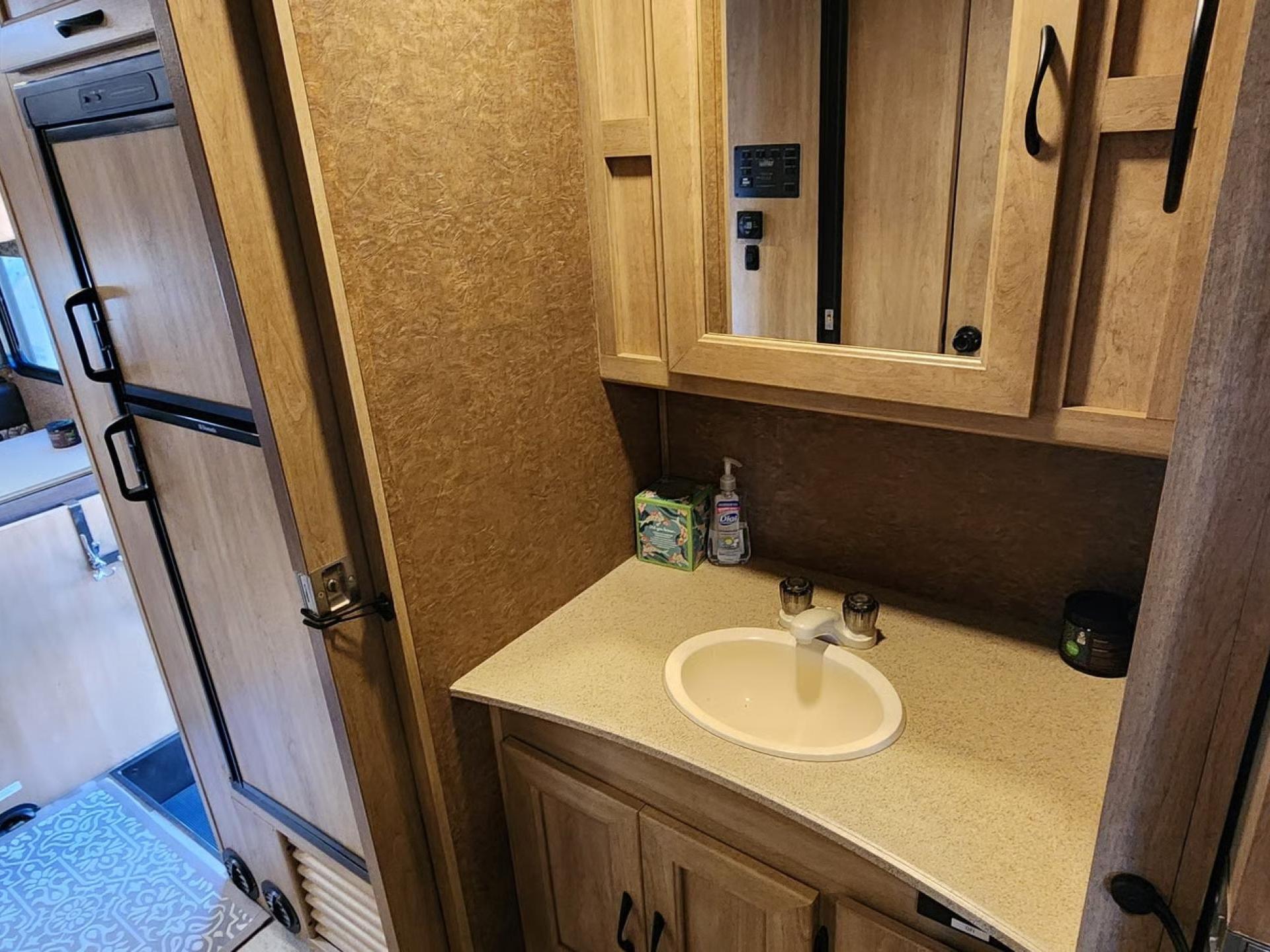 2022 Thor Motor Coach Four Winds 31ev