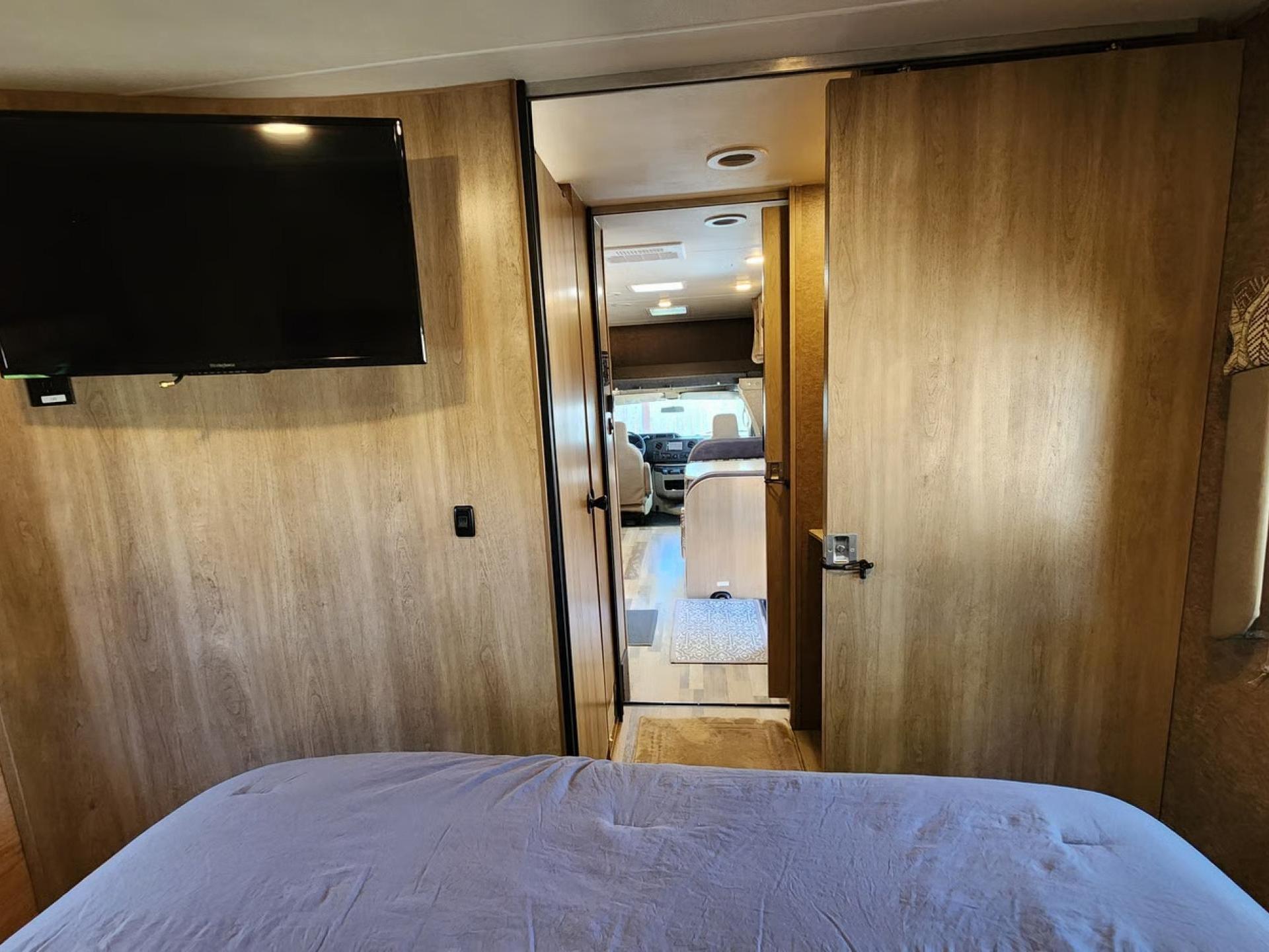 2022 Thor Motor Coach Four Winds 31ev