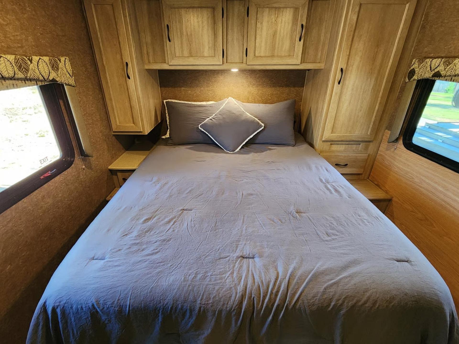 2022 Thor Motor Coach Four Winds 31ev