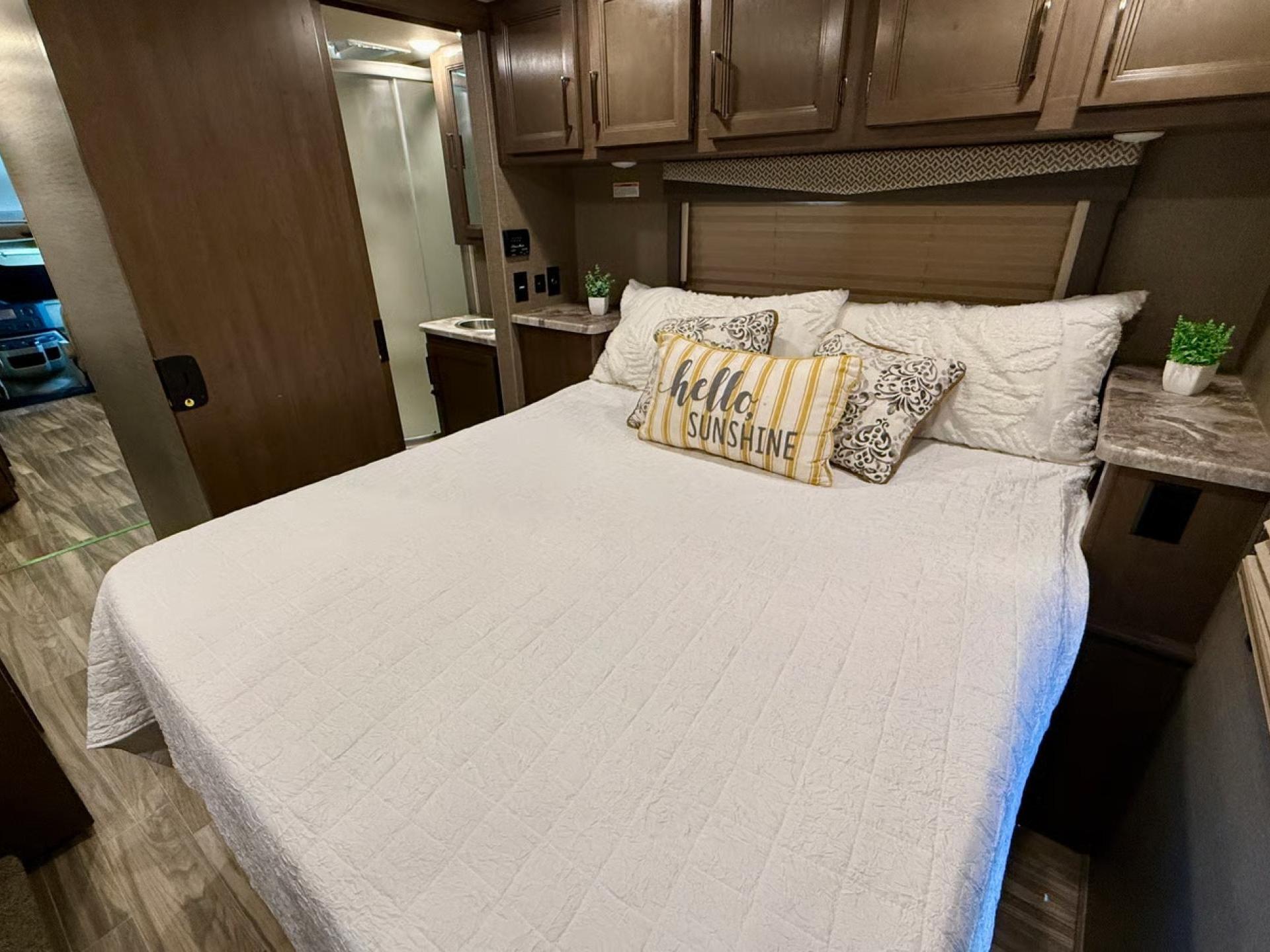 2022 Thor Motor Coach Four Winds 31ev