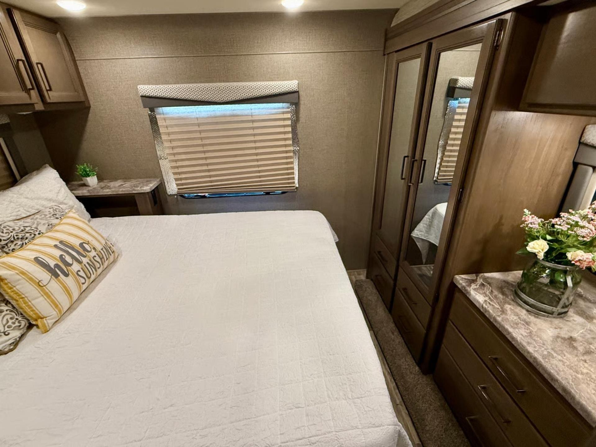 2022 Thor Motor Coach Four Winds 31ev