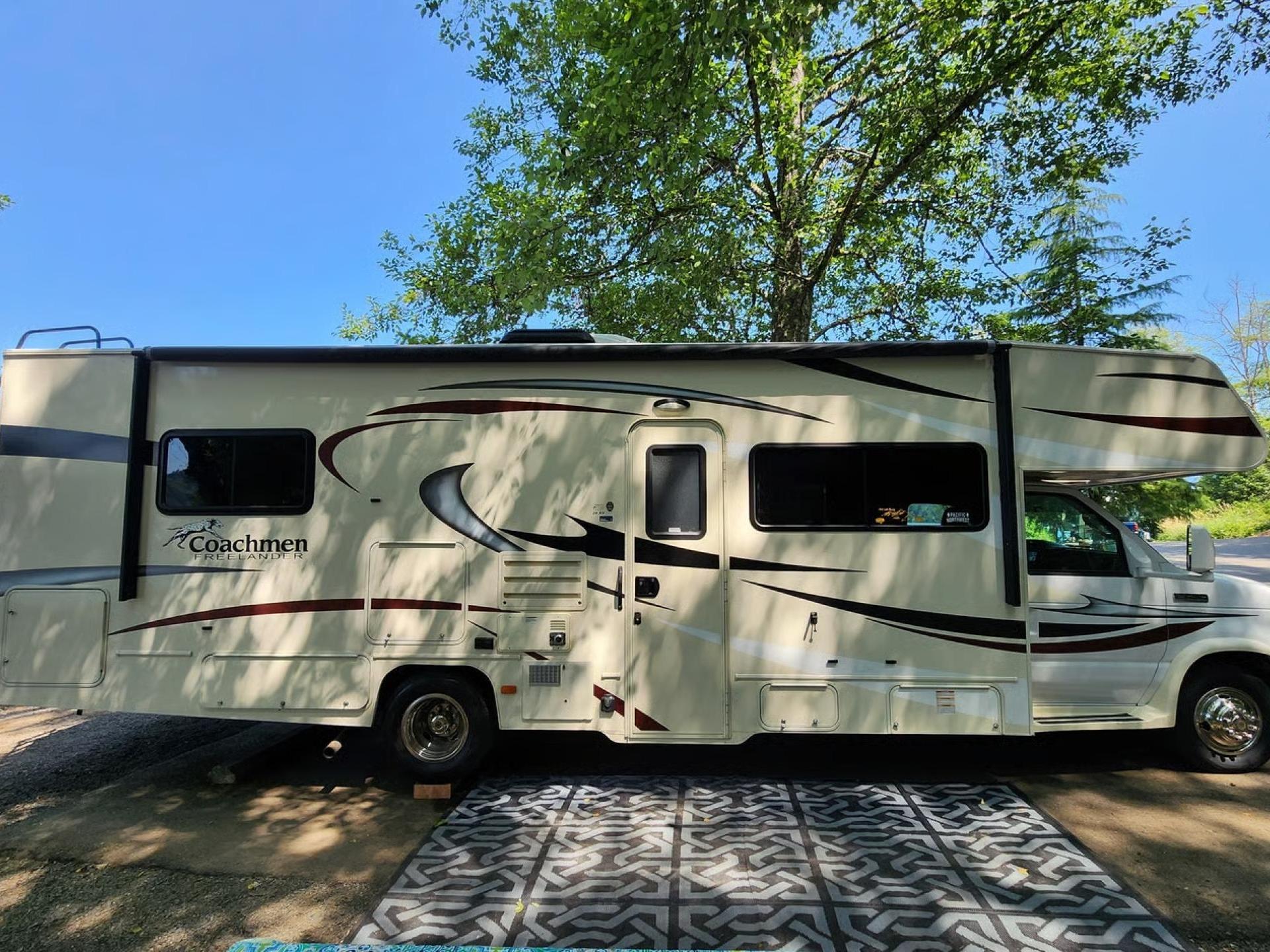 2022 Thor Motor Coach Four Winds 31ev