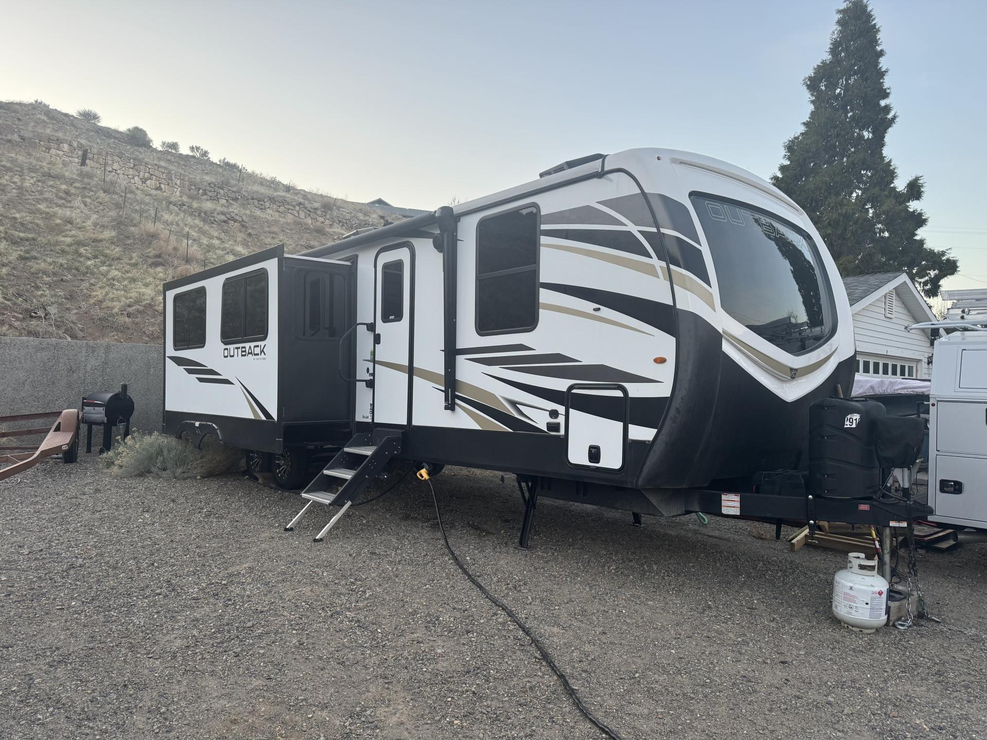 2022 Keystone Outback 340bh