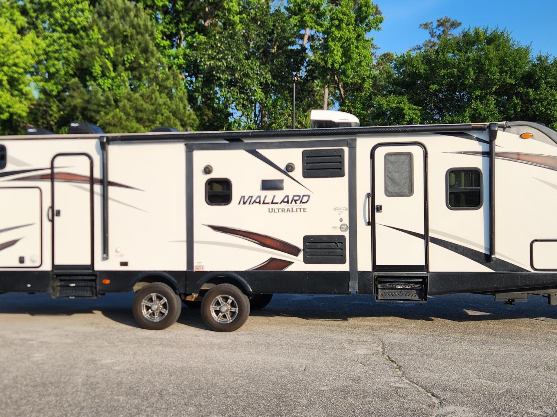 2019 Heartland Mallard m33