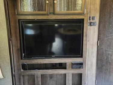 2019 Heartland Mallard m33