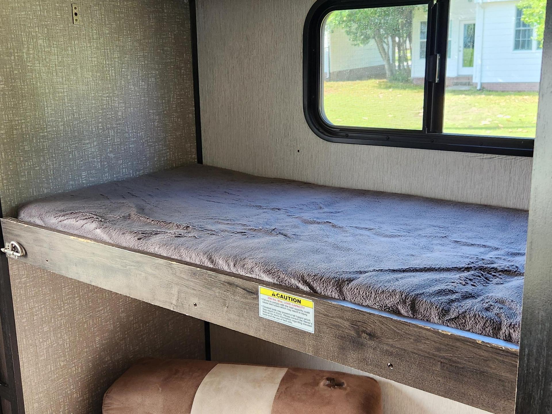 2019 Heartland Mallard m33