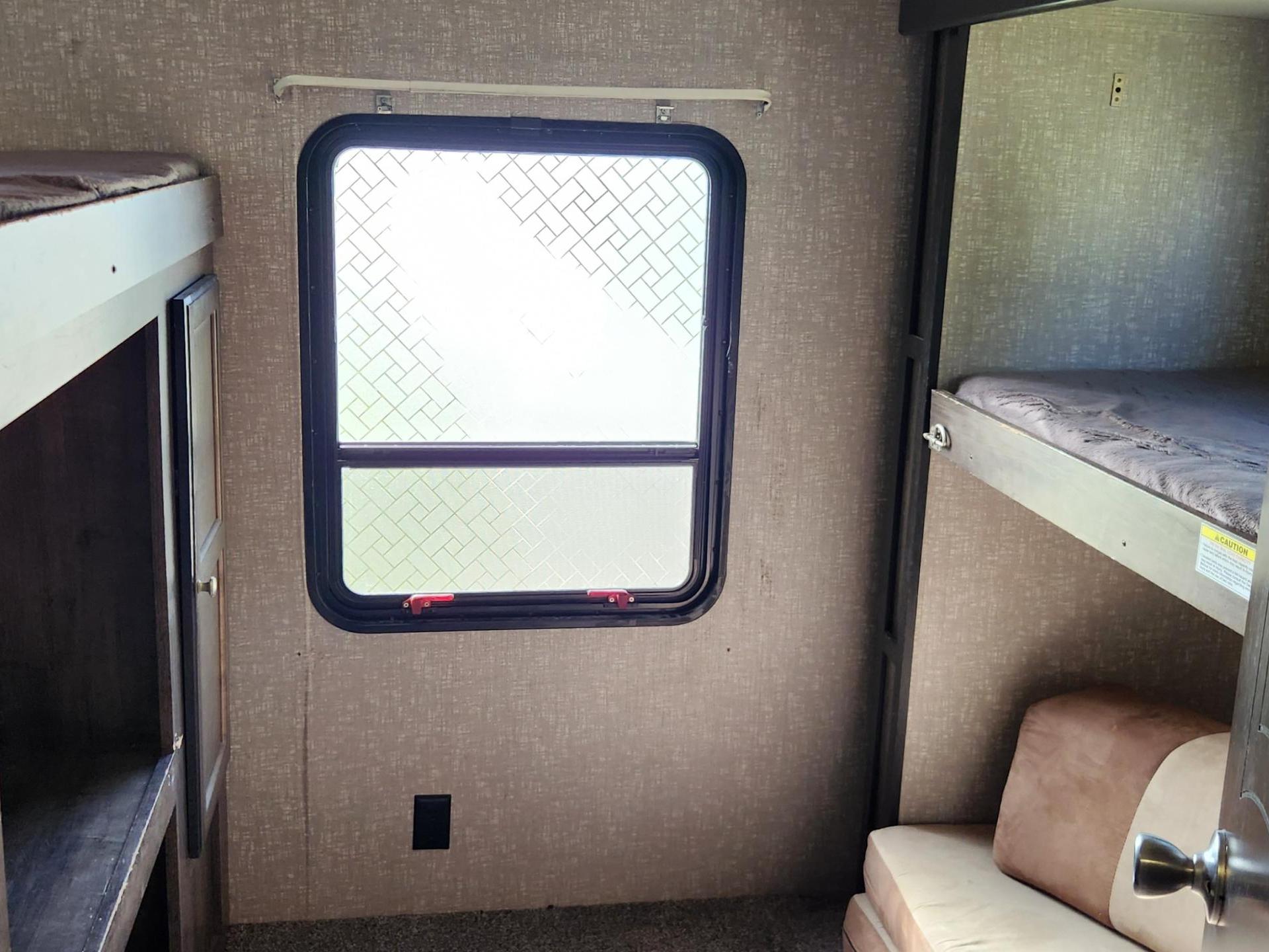 2019 Heartland Mallard m33