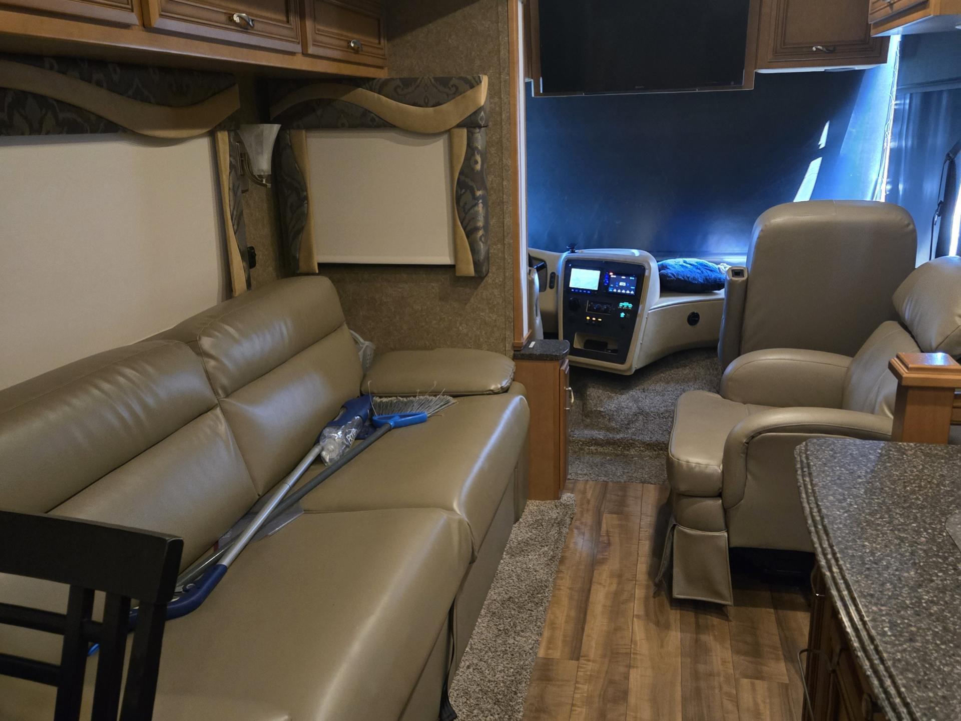 2015 Newmar Canyon Star 3953