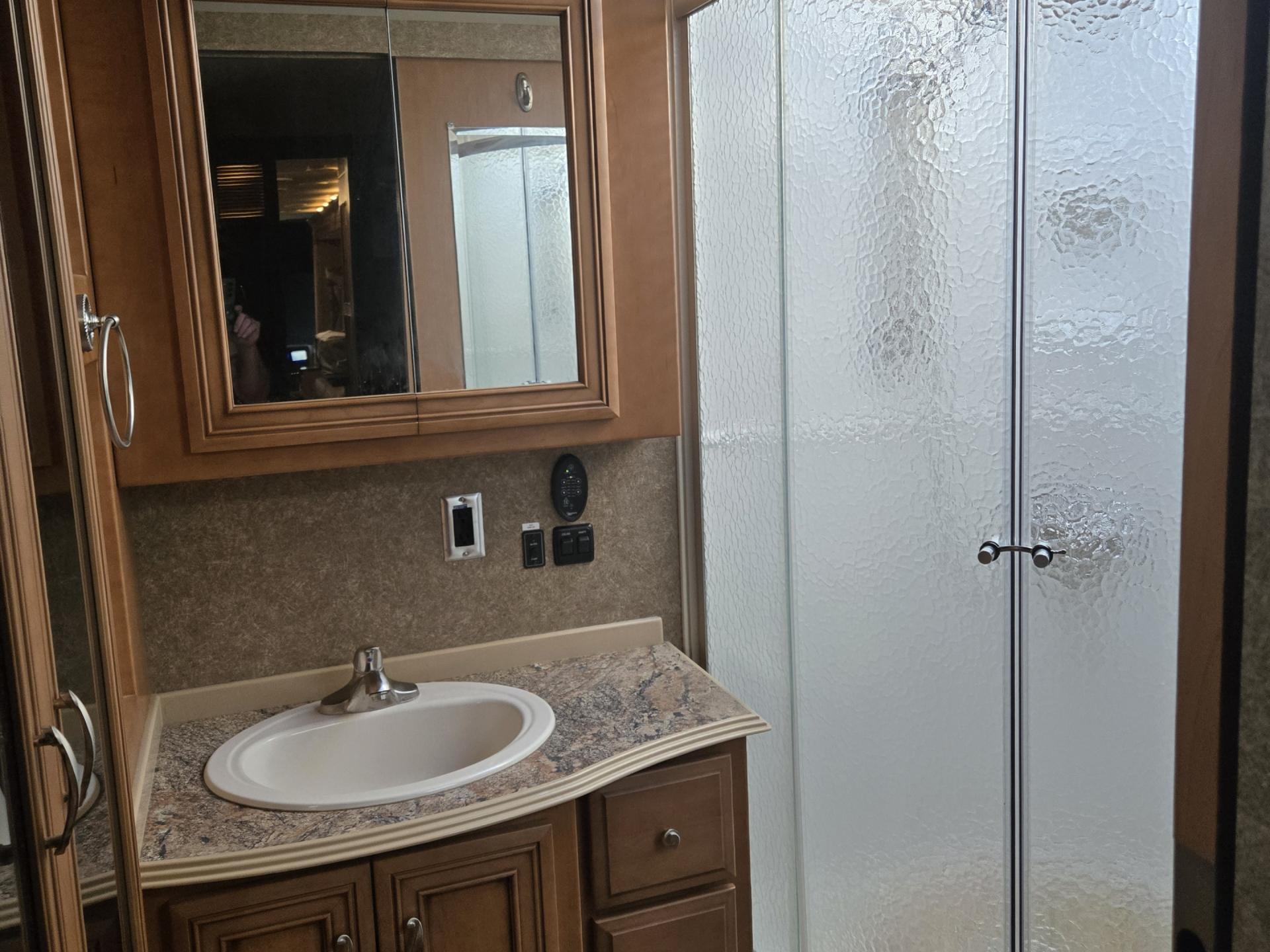 2015 Newmar Canyon Star 3953