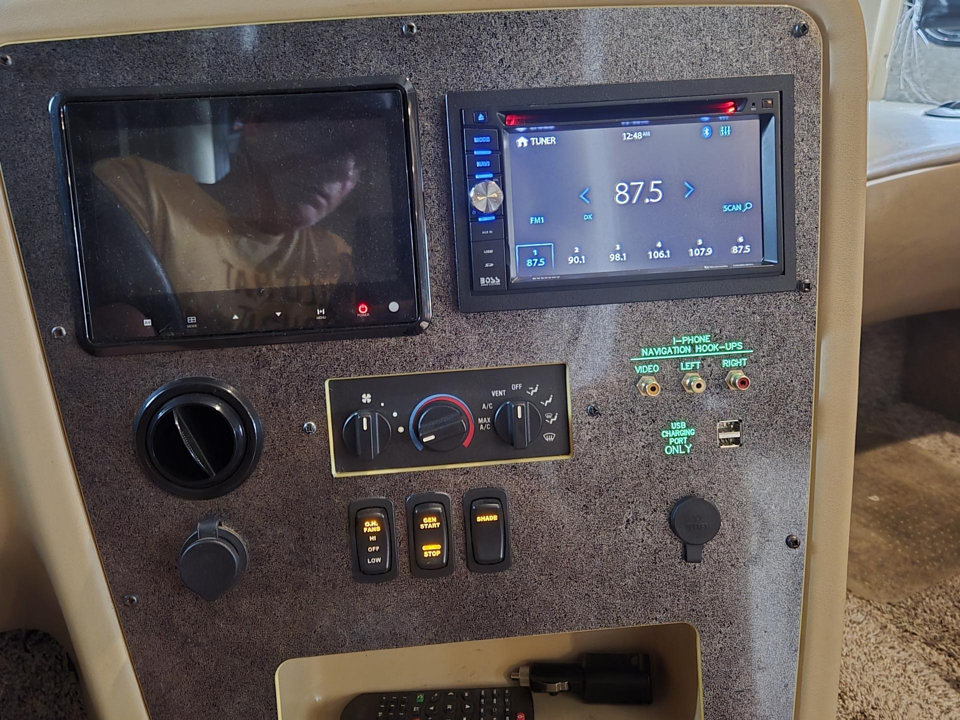 2015 Newmar Canyon Star 3953