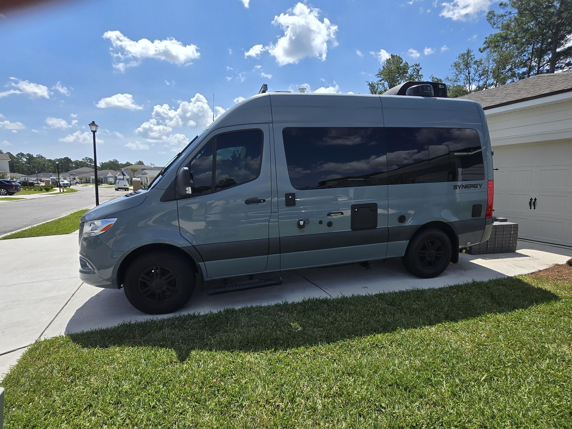 2022 Thor Motor Coach Synergy 19p