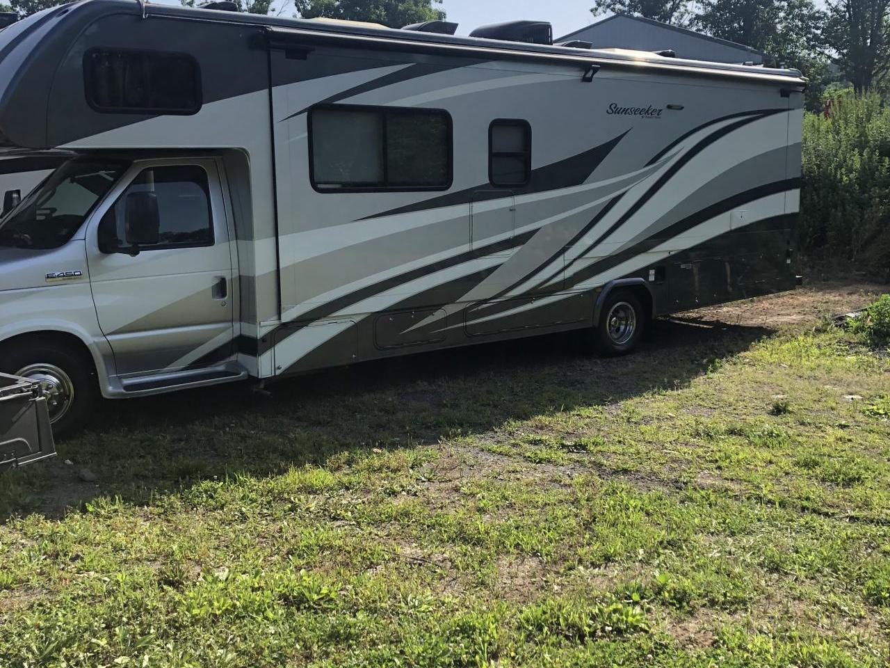2017 Forest River Sunseeker 3050sf