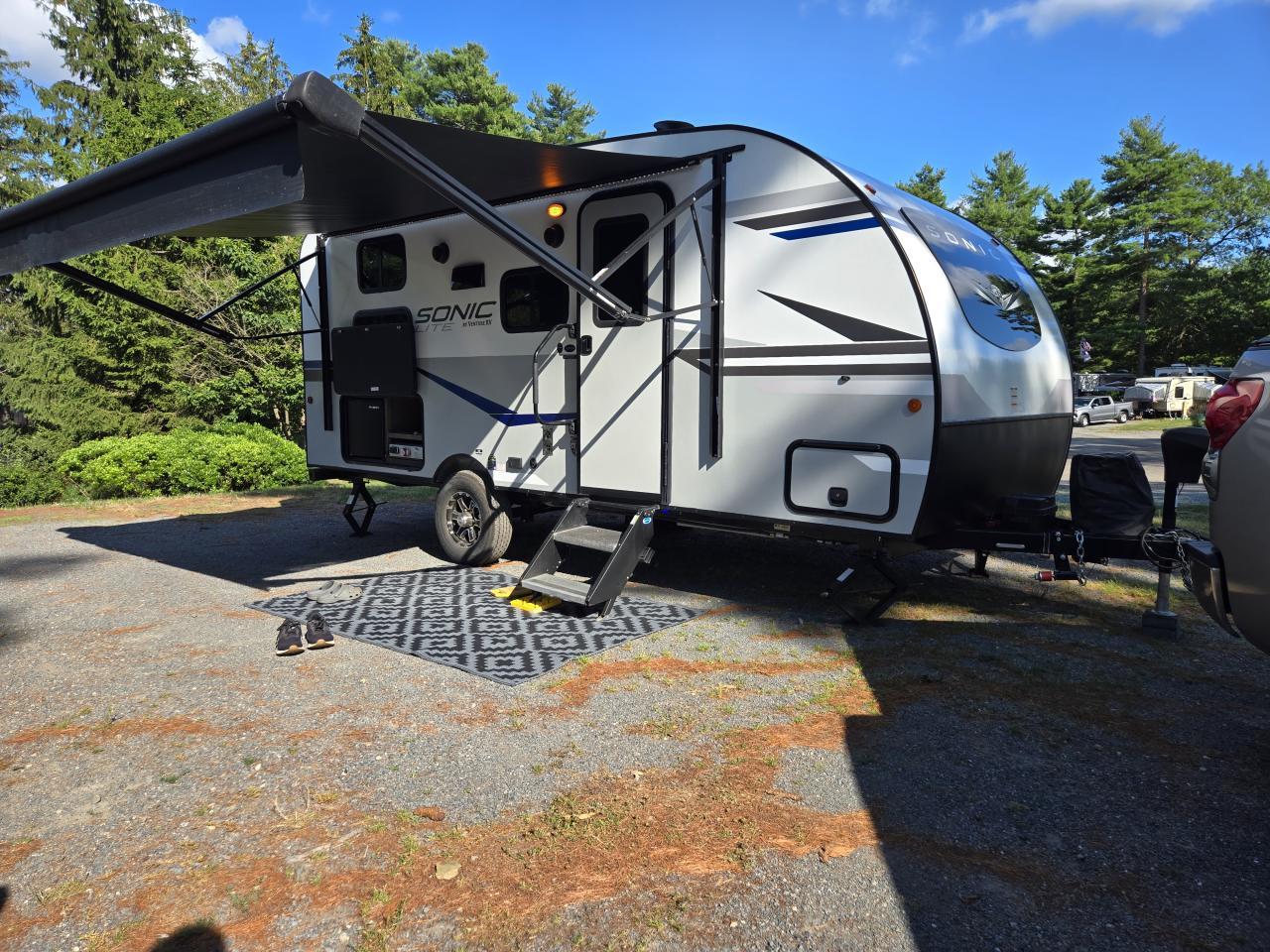2022 Venture Sonic Lite 169vud