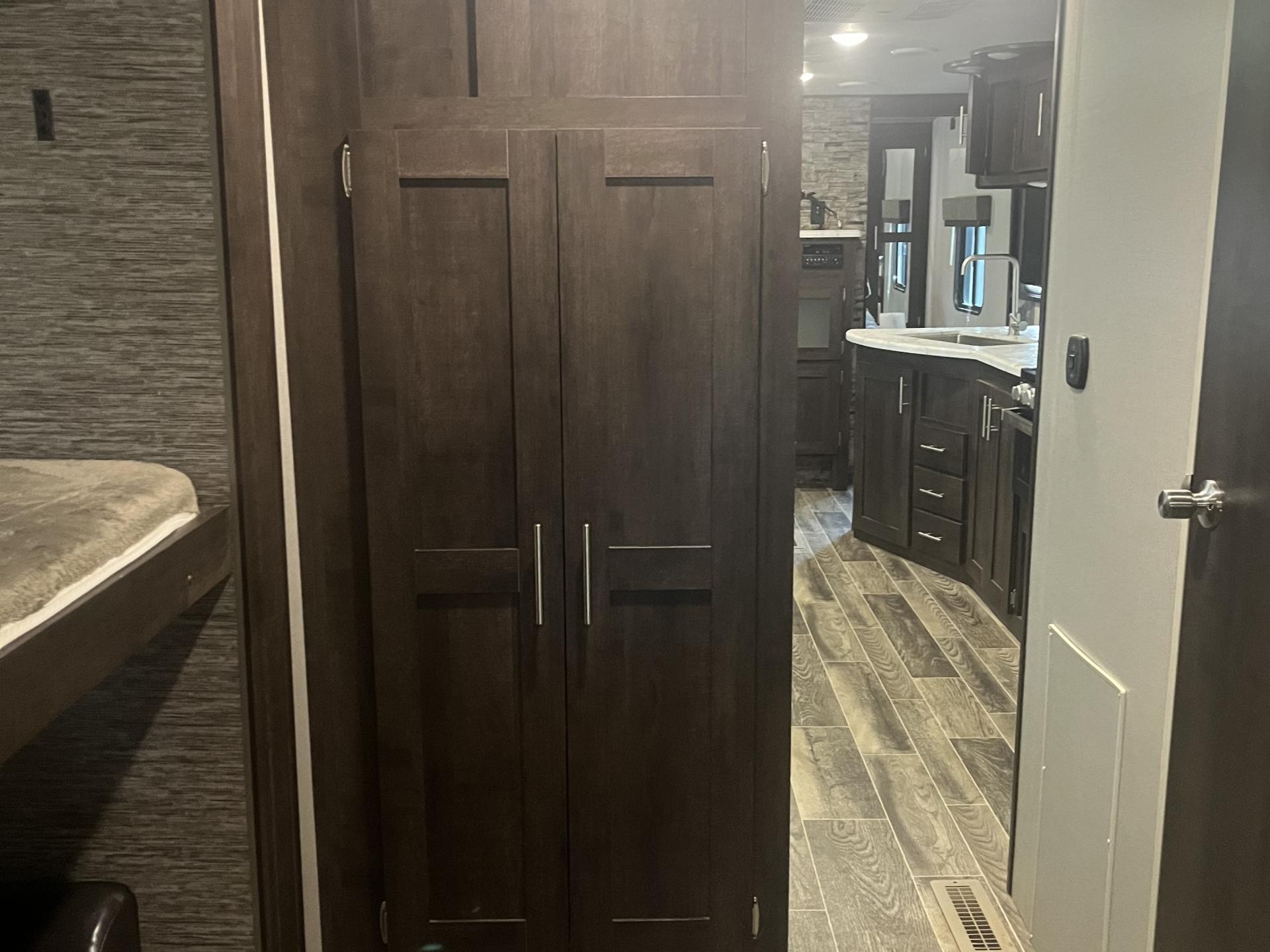 2019 K-Z Sportsmen LE 332bhkle