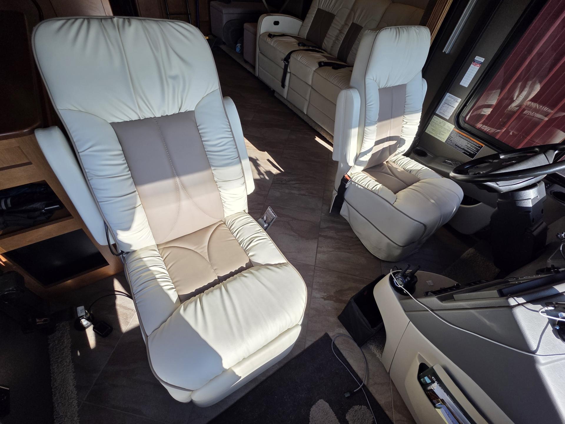2019 Winnebago Forza 34t