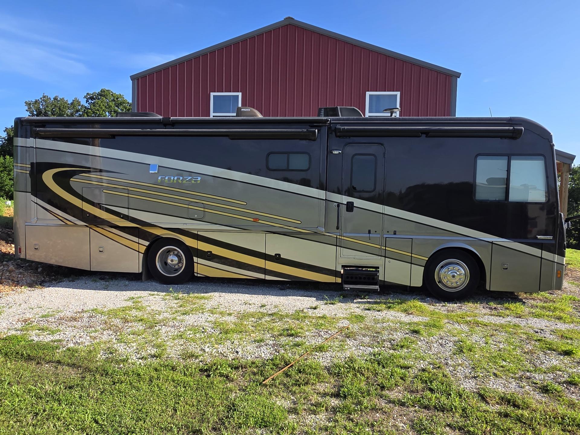 2019 Winnebago Forza 34t