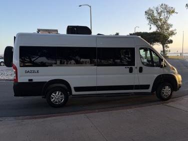 2024 Thor Motor Coach Dazzle 2lb