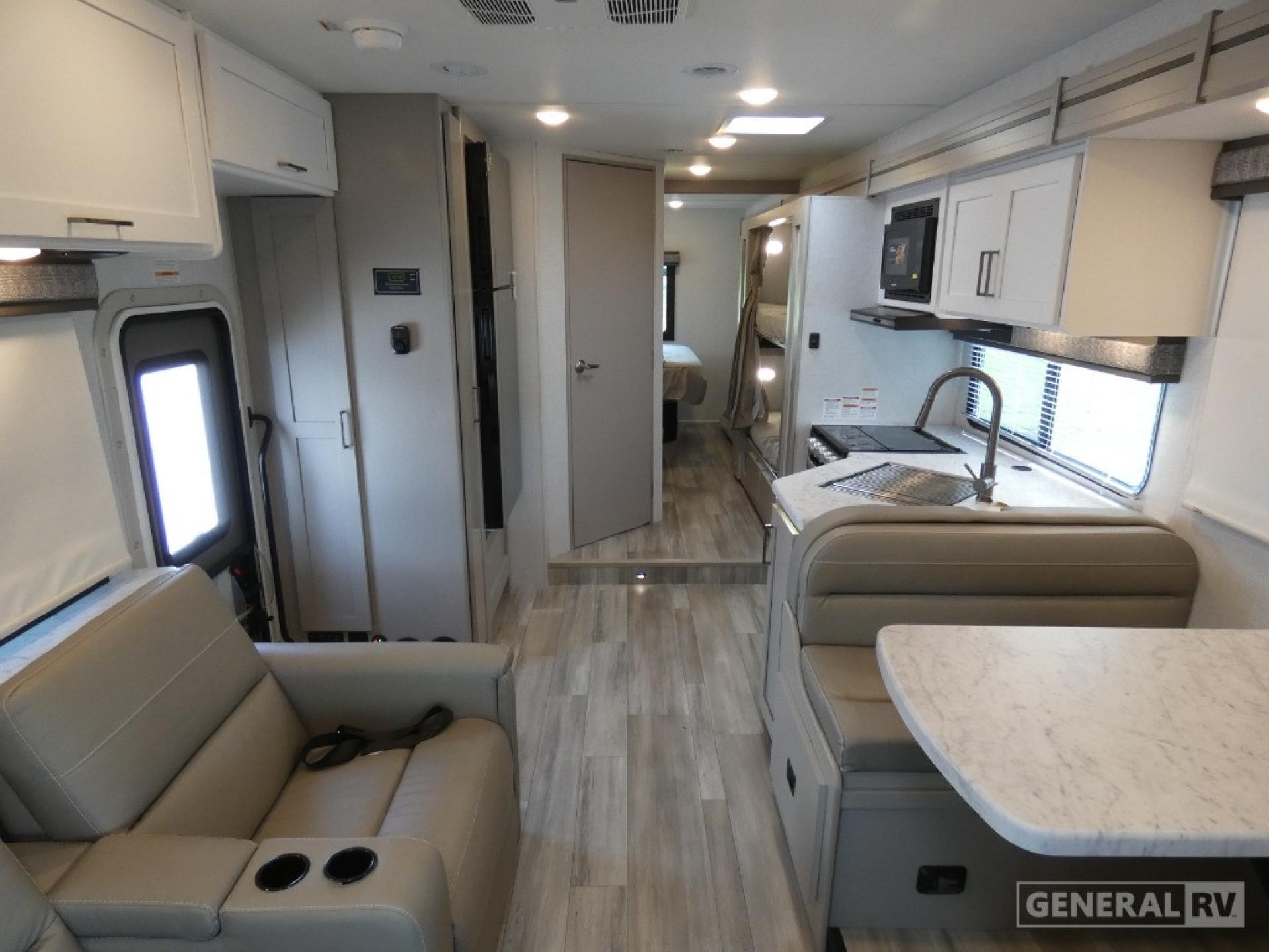 2025 Thor Motor Coach Pasadena SL31
