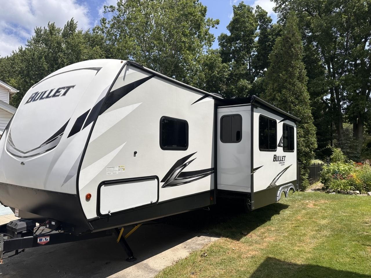 2021 Keystone Bullet 290bhs