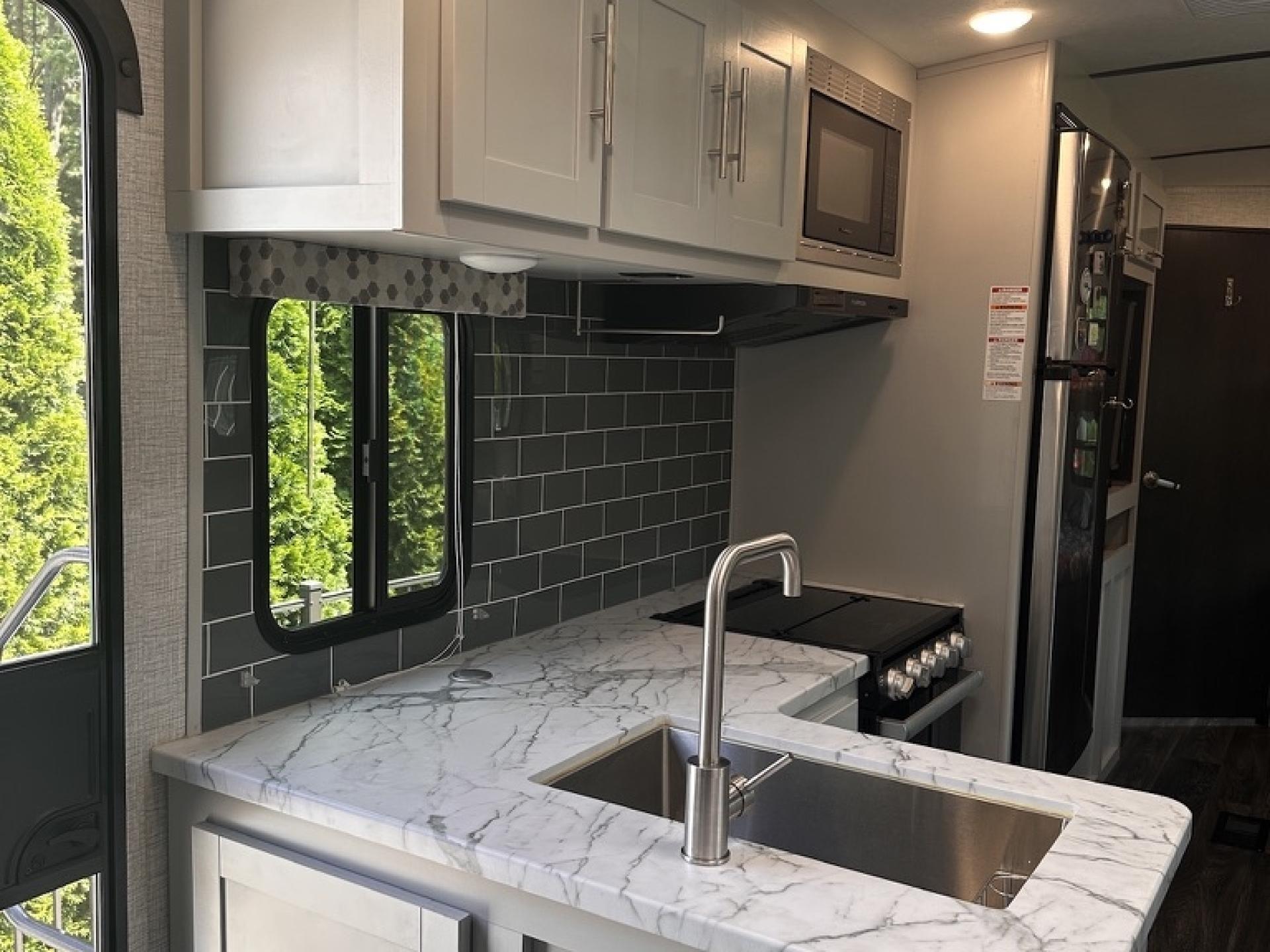 2021 Keystone Bullet 290bhs