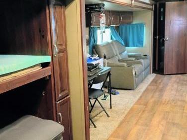 2015 Keystone Outback Super-Lite 323bh