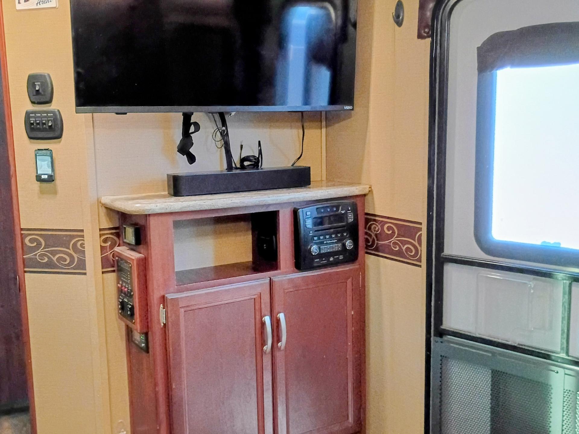 2015 Keystone Outback Super-Lite 323bh
