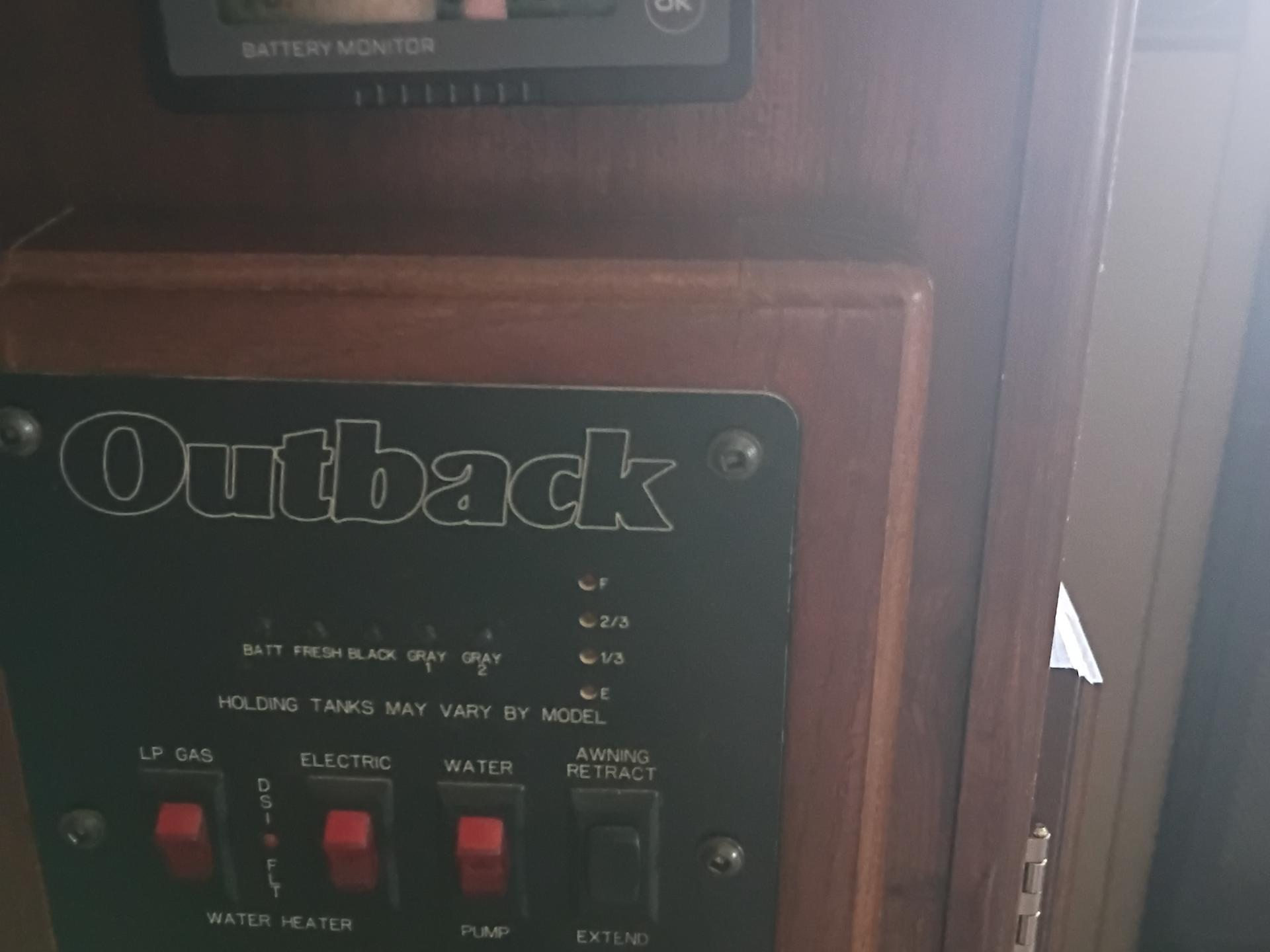 2015 Keystone Outback Super-Lite 323bh