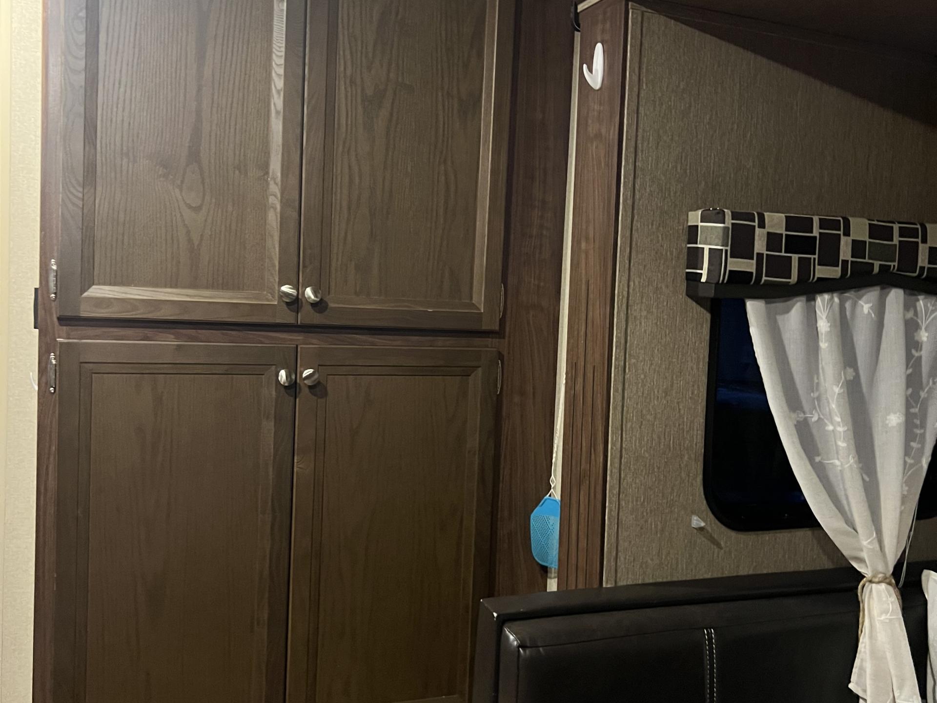 2016 Coleman Coleman Lantern 274BH