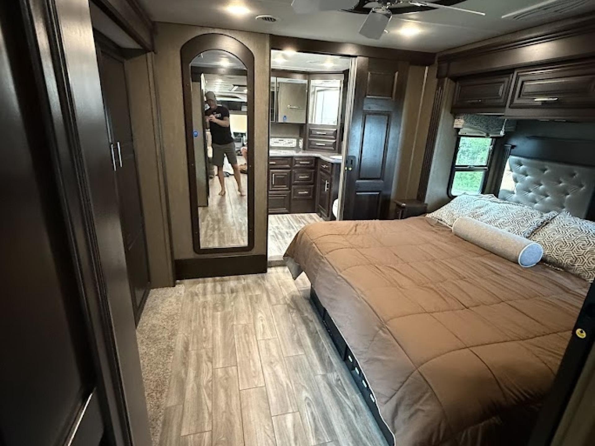 2021 Forest River Berkshire XLT 45ca
