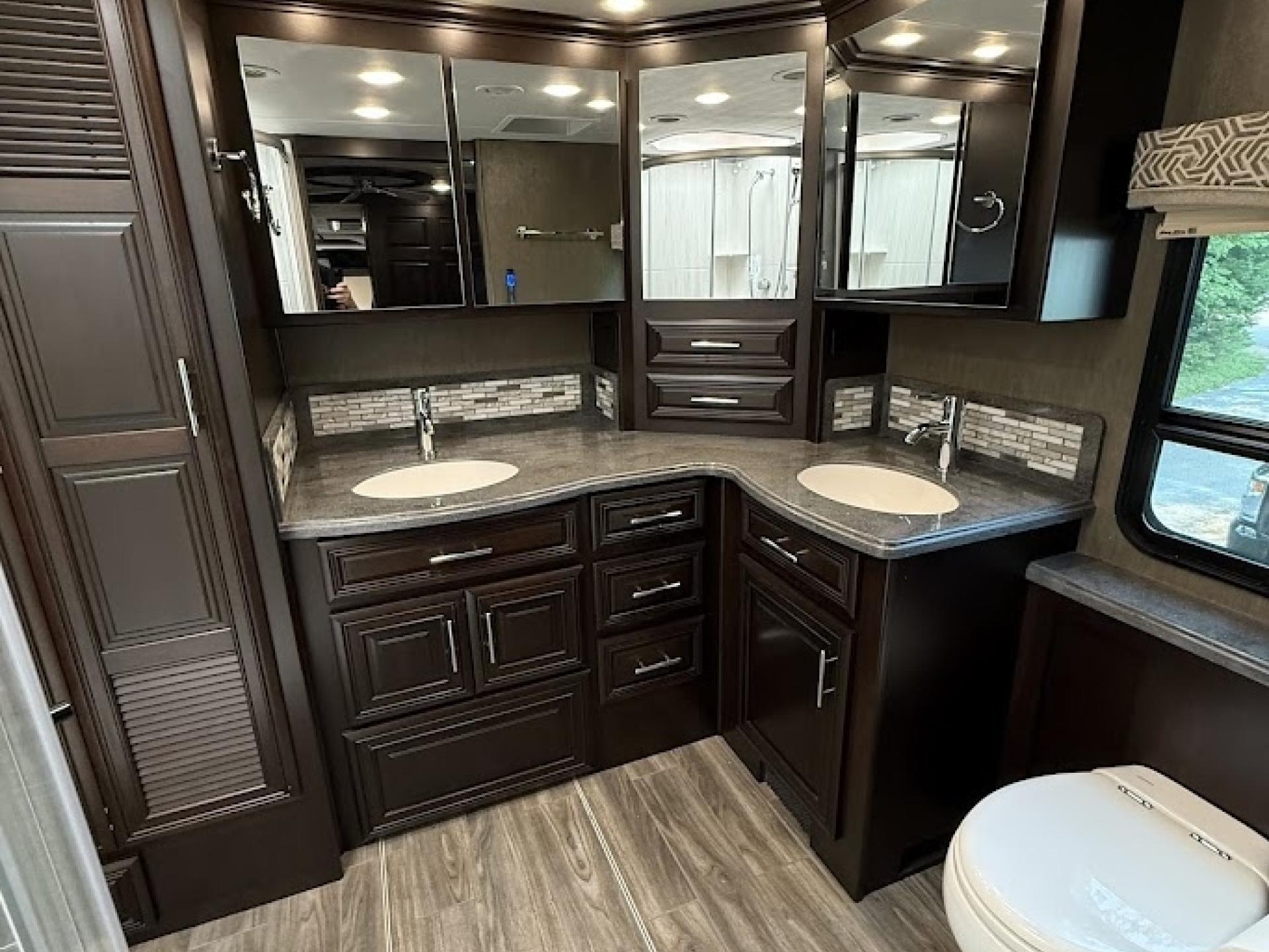 2021 Forest River Berkshire XLT 45ca