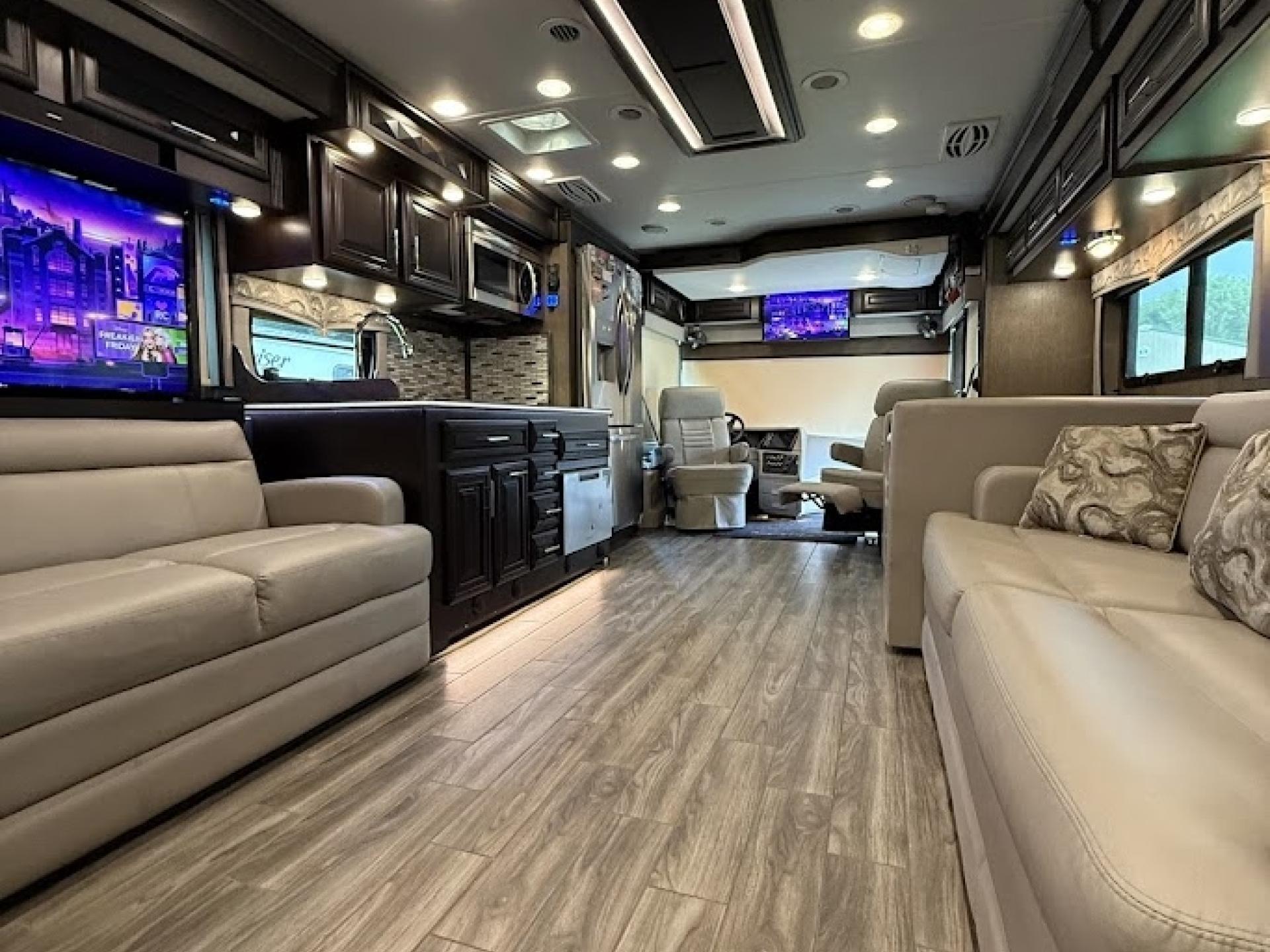 2021 Forest River Berkshire XLT 45ca