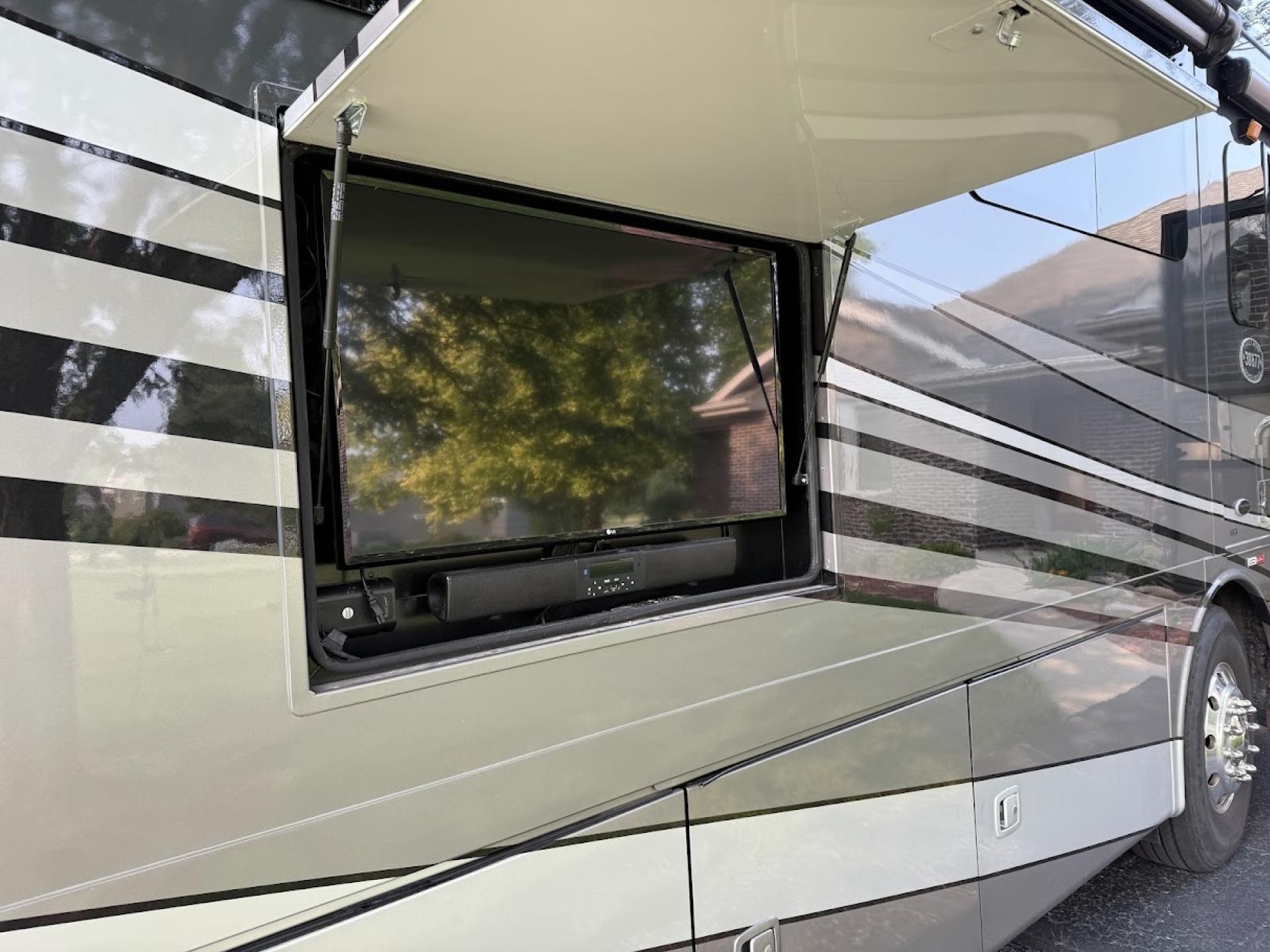 2021 Forest River Berkshire XLT 45ca