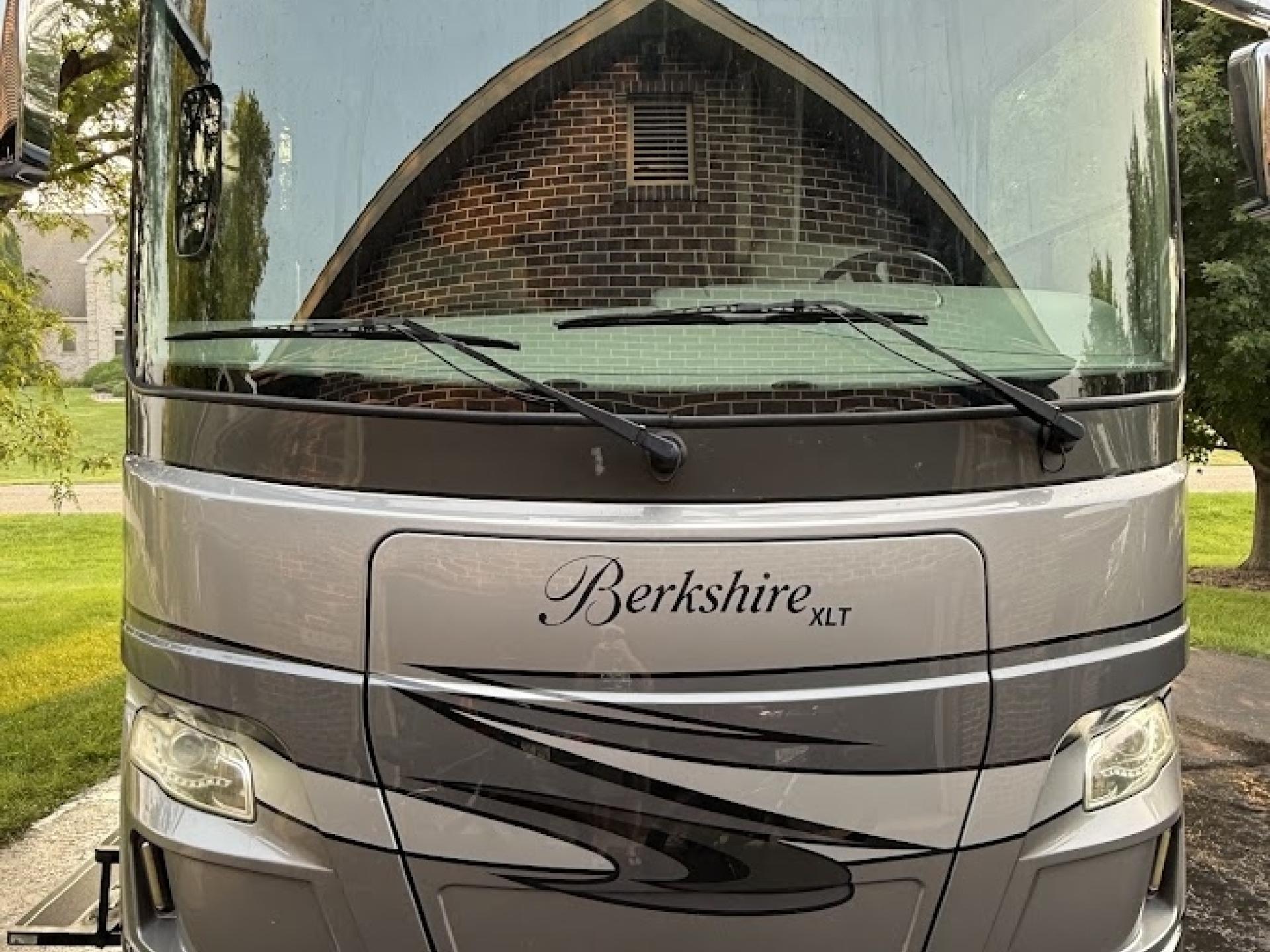 2021 Forest River Berkshire XLT 45ca