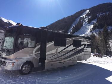 2015 Fleetwood Bounder 33c