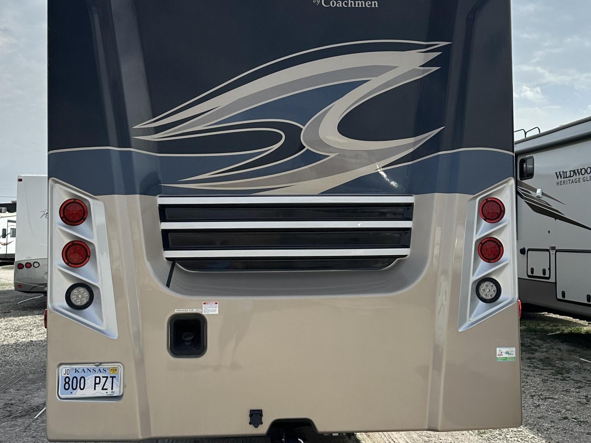 2022 FOREST RIVER Coachmen Mirada 35ES