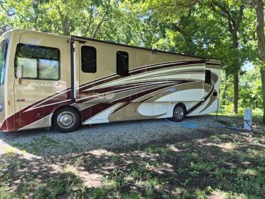 2016 Thor Motor Coach Palazzo 33.3