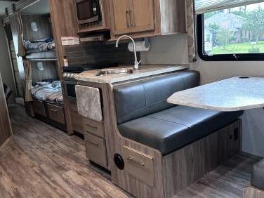 2020 Entegra Coach Odyssey 31f