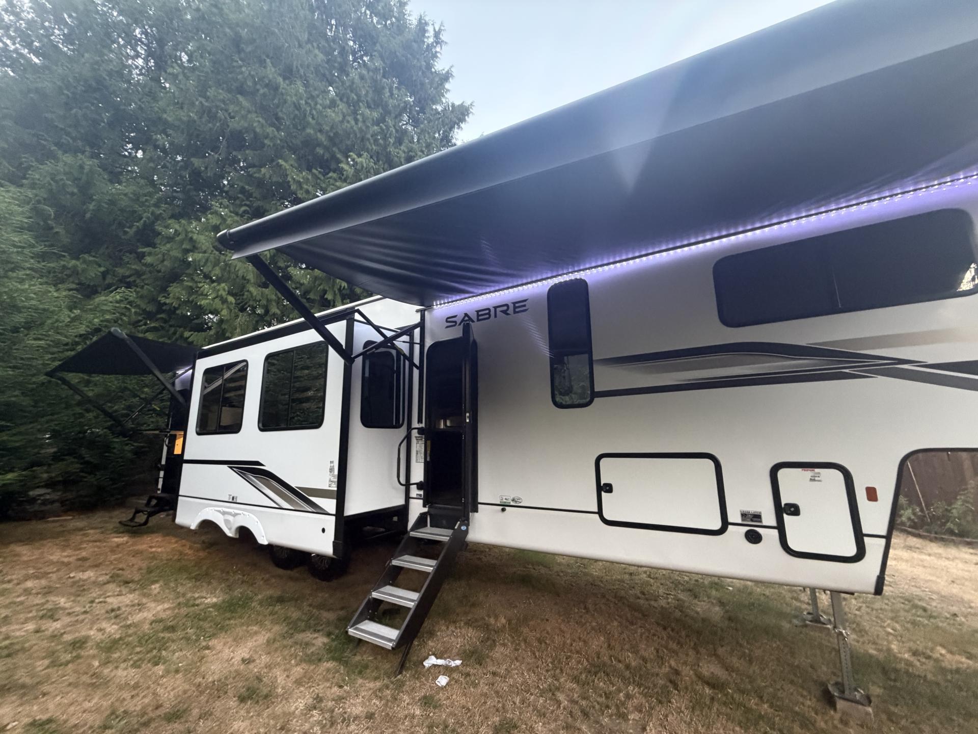 2025 Forest River Sabre 38dbl