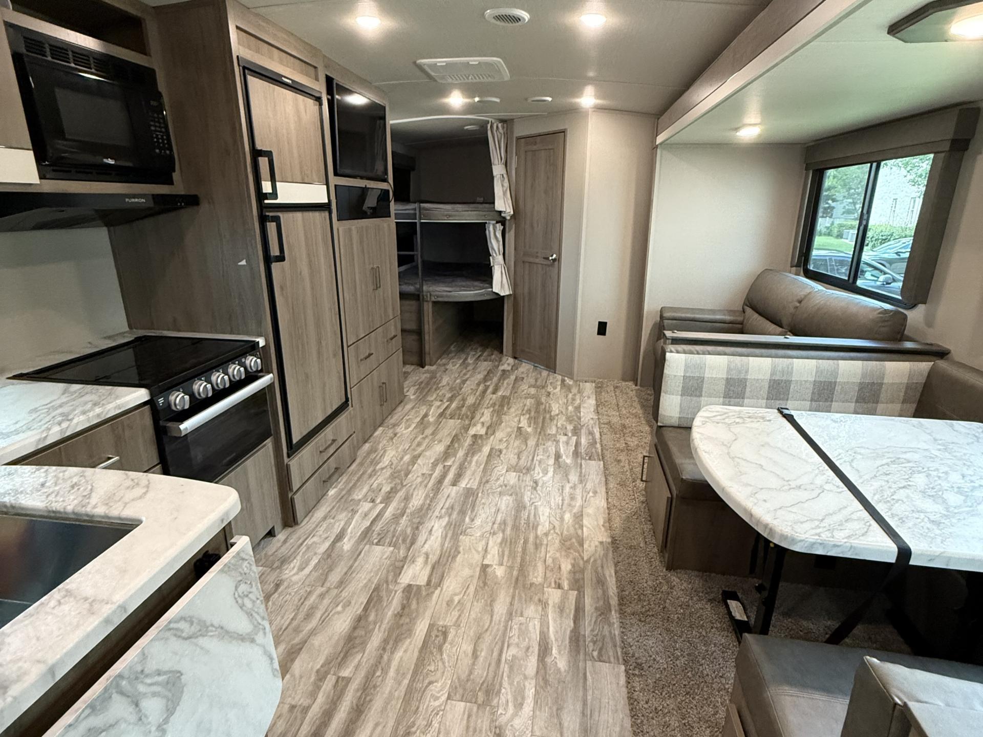 2021 Grand Design Imagine 2800bh