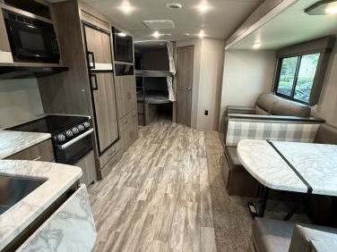 2021 Grand Design Imagine 2800bh