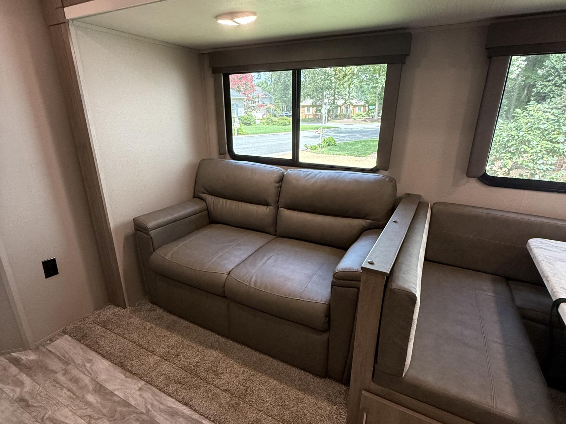 2021 Grand Design Imagine 2800bh