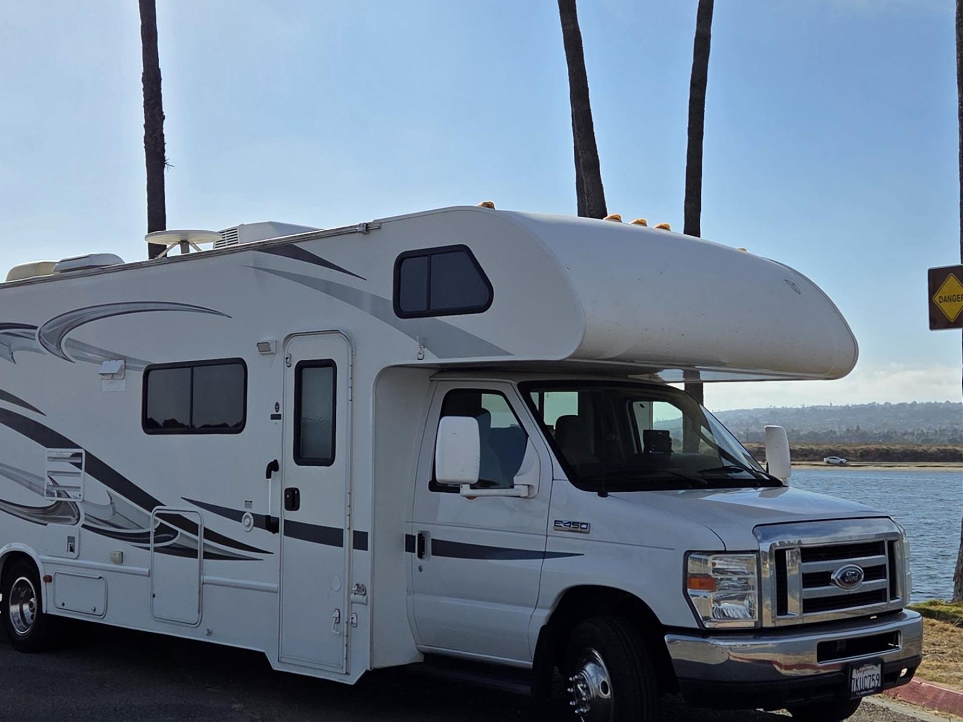 2014 Thor Motor Coach Freedom Elite 31L